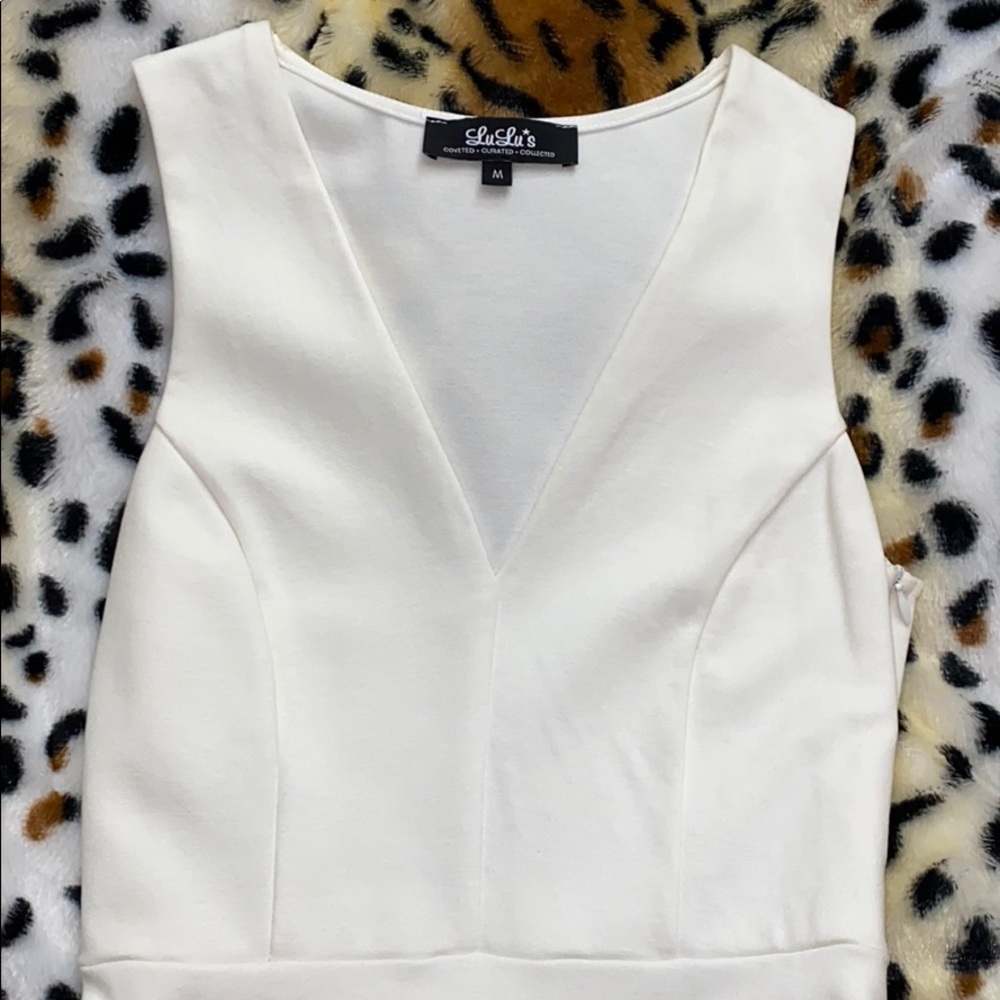 SOLD! Lulus white dress - Picture 2 of 3